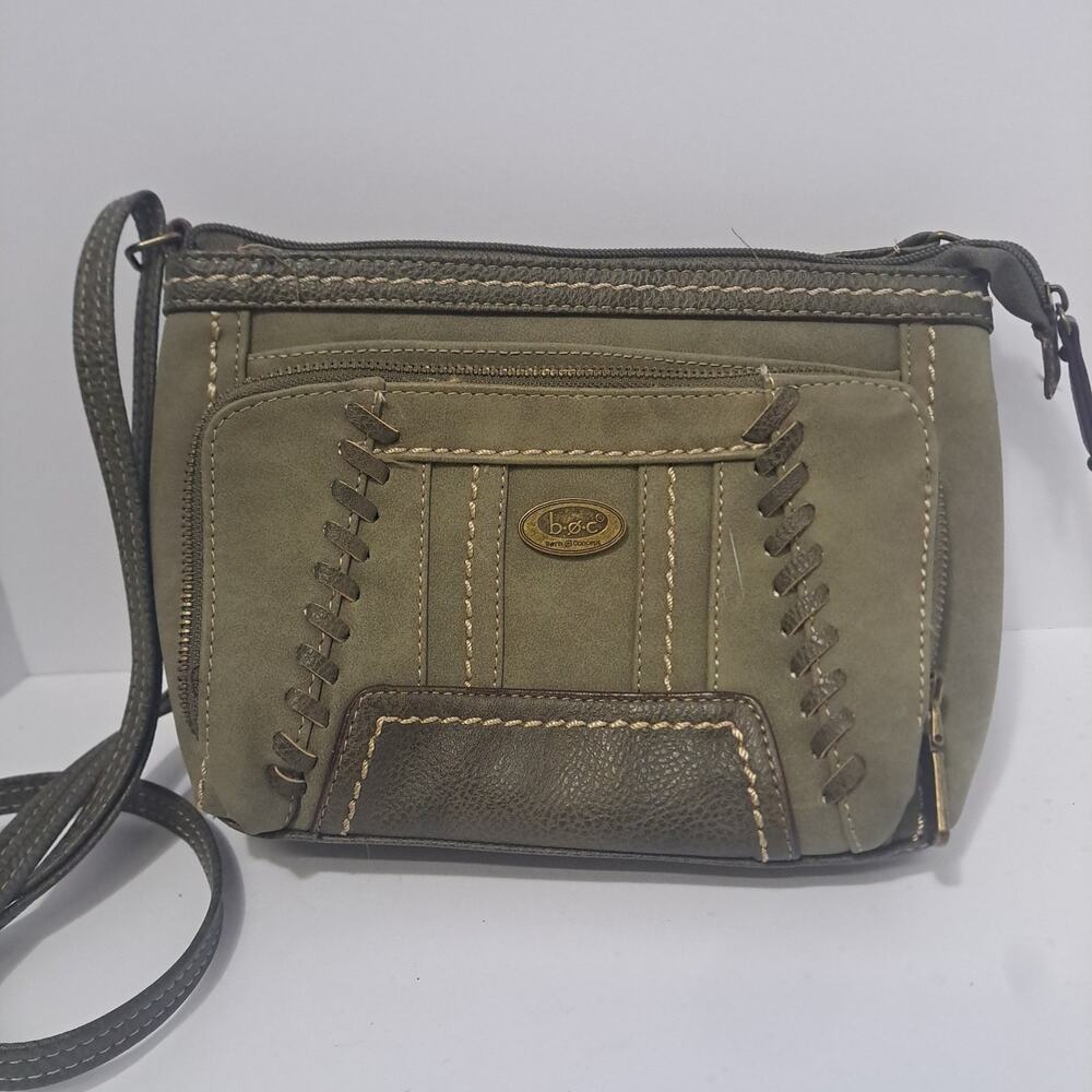 Born Concept Crossbody